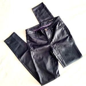 BLANK NYC SZ 24 FAUX LEATHER PANTS